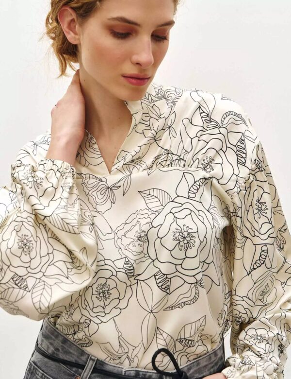Weiße Bluse mit Print