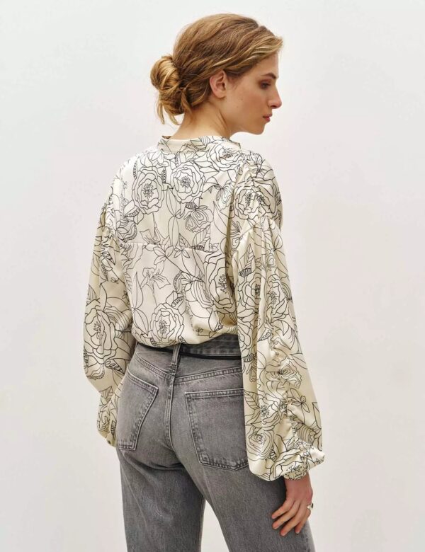 Weiße Bluse mit Print - Image 3